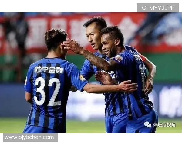 足球明星模仿谁的风格引发热议球迷们的不同看法和讨论