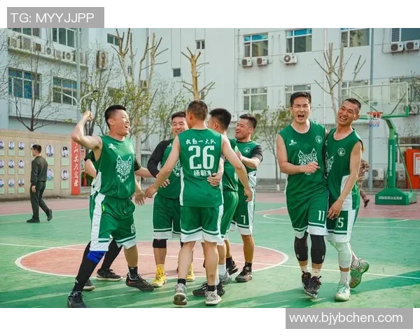 重庆篮球队与上海篮球队赛后复盘分析两队状态及表现亮点 重庆篮球队与上海篮球队赛后复盘分析两队状态及表现亮点